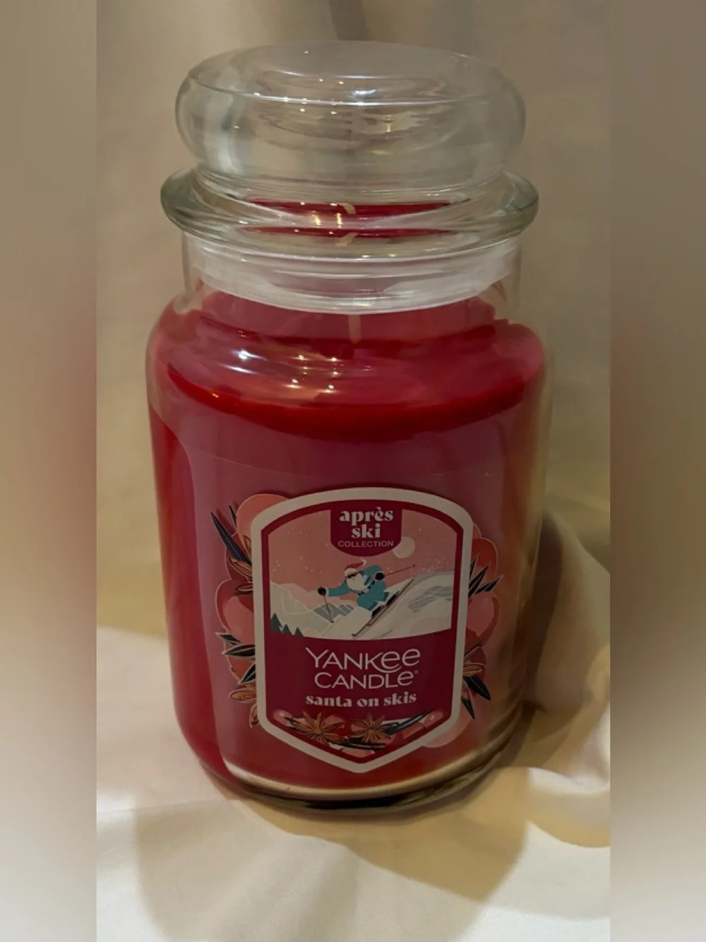 1 - YANKEE CANDLE - SANTA ON SKIS -  Large 22 OZ. JAR CANDLE LOT -1 WICK- NEW